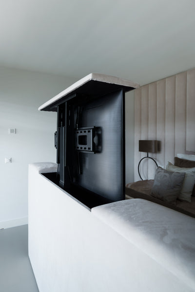 TV lift